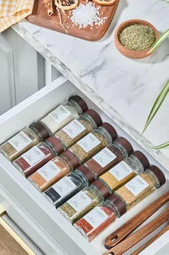 Kitchen Life 12'Li Akasya Kapaklı Kare Cam Baharatlık Takımı / 56 Adet Etiket Hediyeli / 12Li Baharatlık Seti