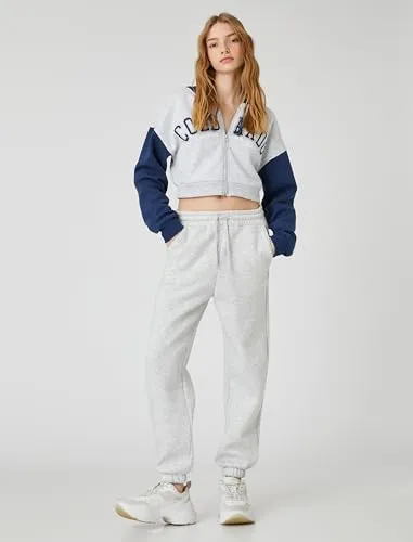 Şardonlu Crop Sweatshirt Fermuarlı Kapüşonlu Kolej Baskılı